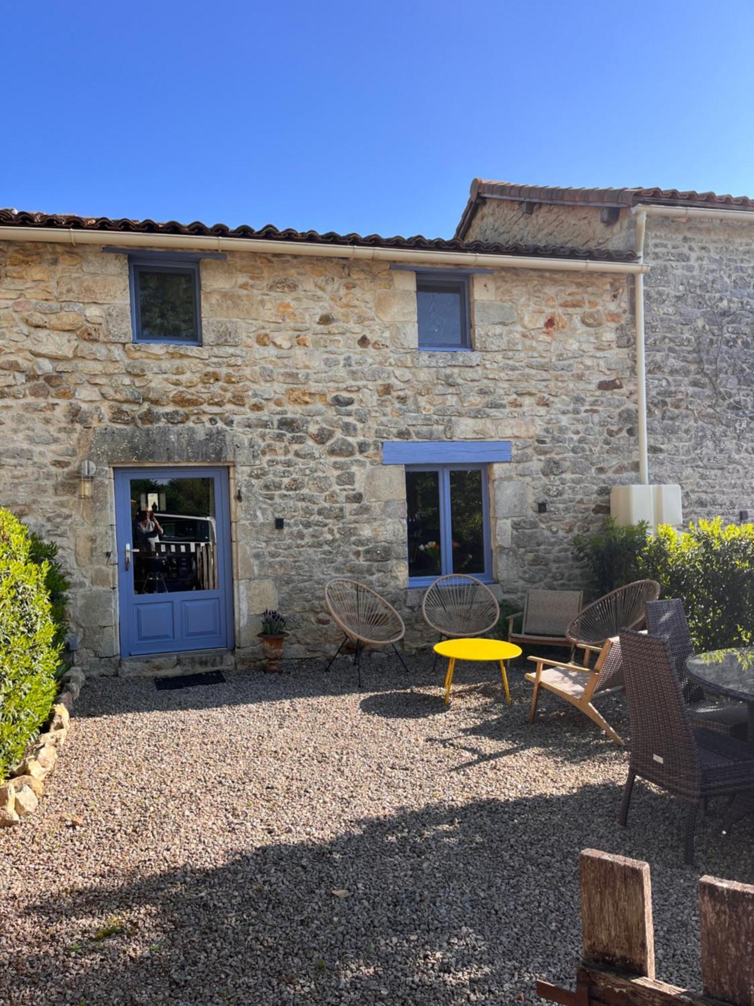 Beaulieu-sur-Sonnette Le Plantier2 빌라 외부 사진